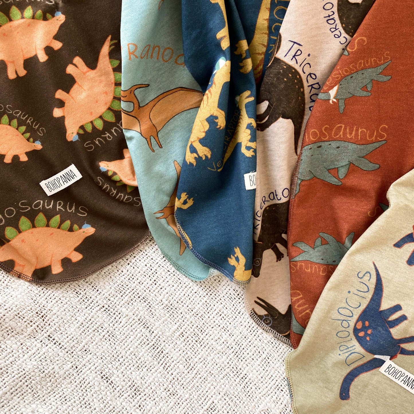 SWADDLE DINO