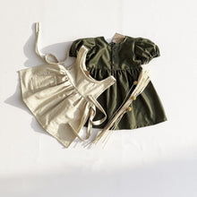 Load image into Gallery viewer, Giso Linen Pinafore Apron Set
