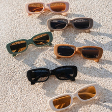 Load image into Gallery viewer, Retro Sunglasses Kids
