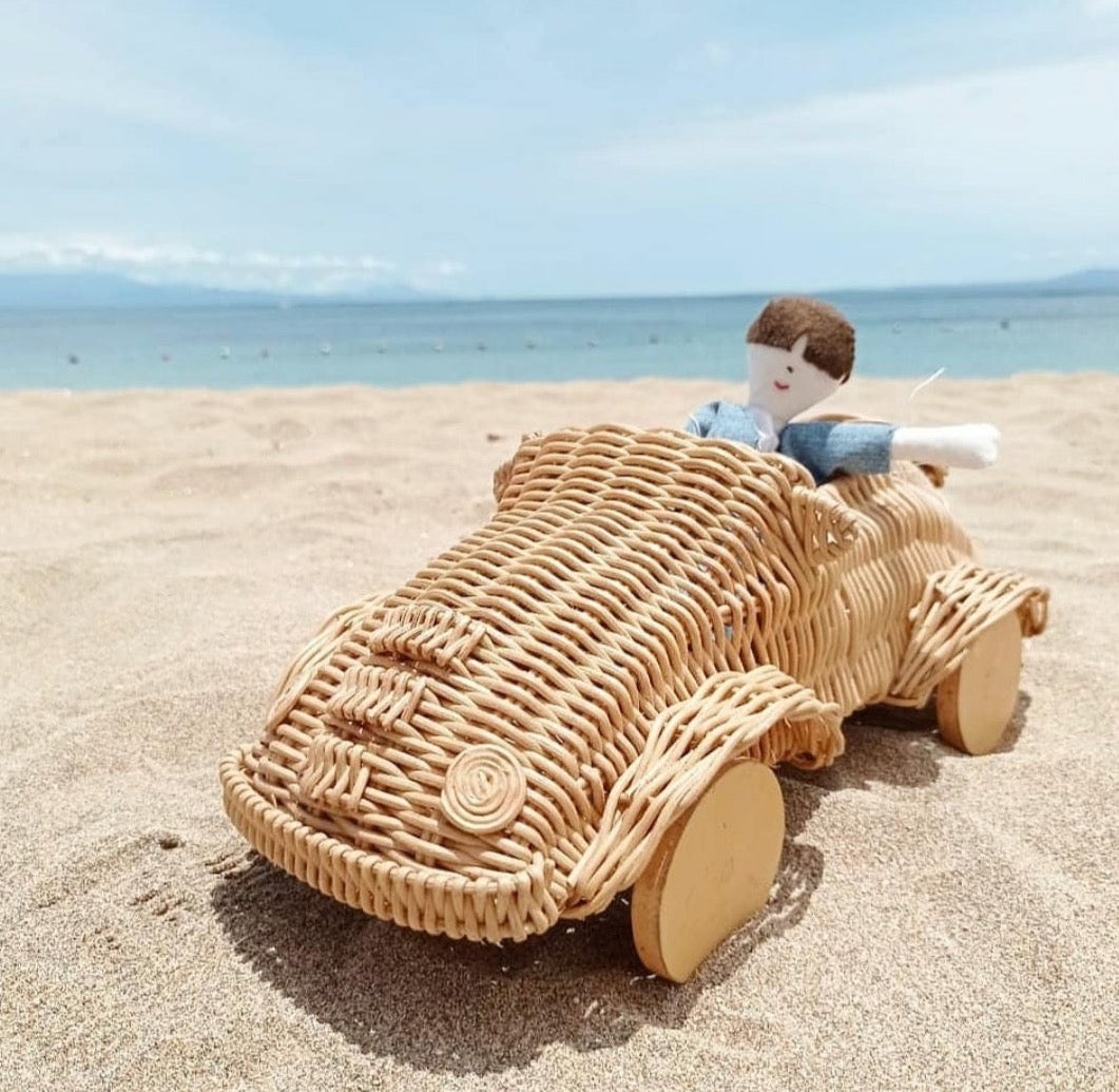 MOBIL FRERIKS - RATTAN TOY CAR WHOLESALE