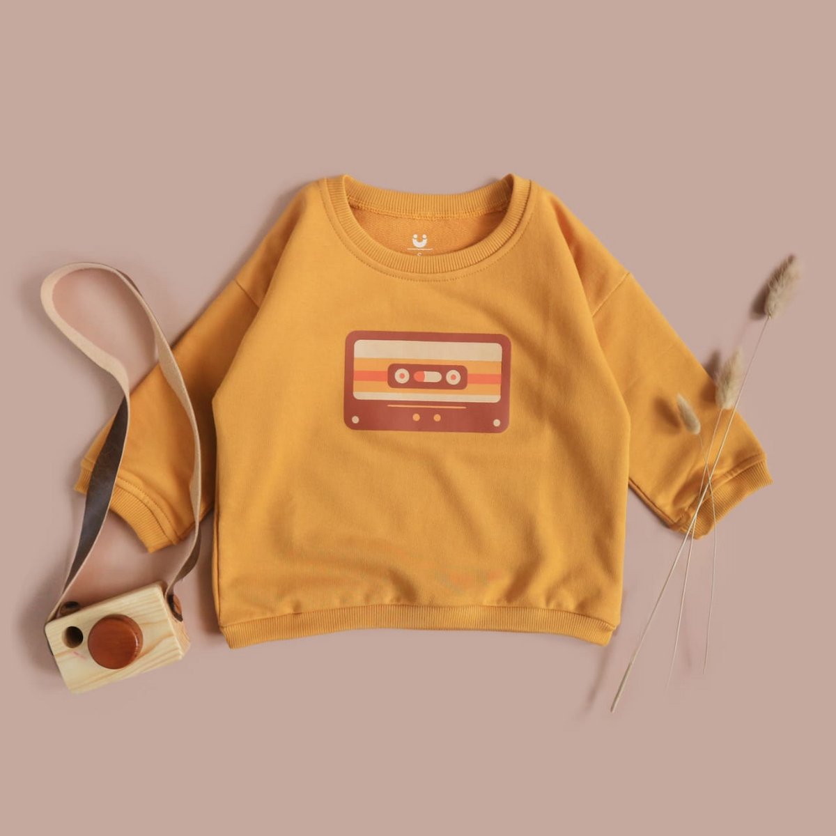 RETRO SWEATER